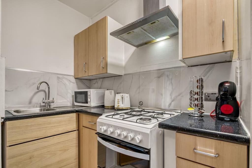 Cosy 2Br Retreat Near Paddington Station Apartment Лондон Екстериор снимка